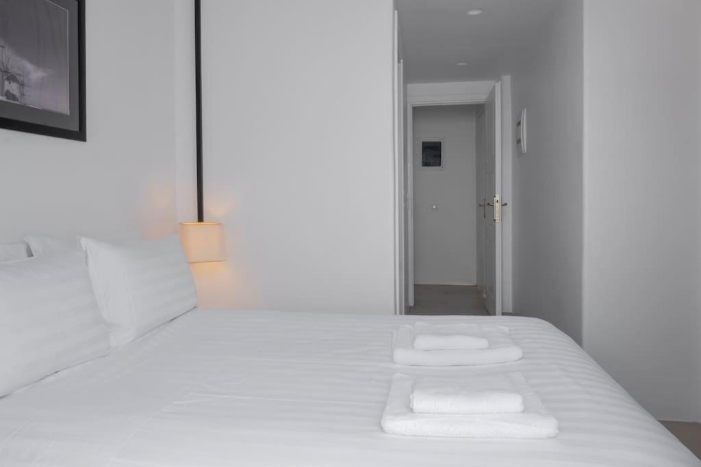 Luxury Apartment Center Of Mykonos Town - Sleeps 4 Exteriör bild