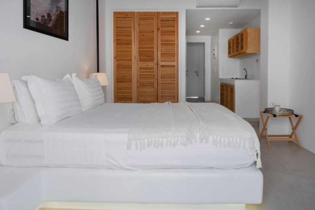 Luxury Apartment Center Of Mykonos Town - Sleeps 4 Exteriör bild